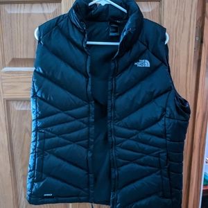 North face 550 puffer vest